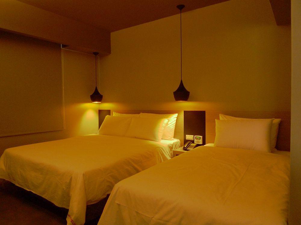 Kiwi Express Hotel - Jiuru Rd Kao-siung Exteriér fotografie